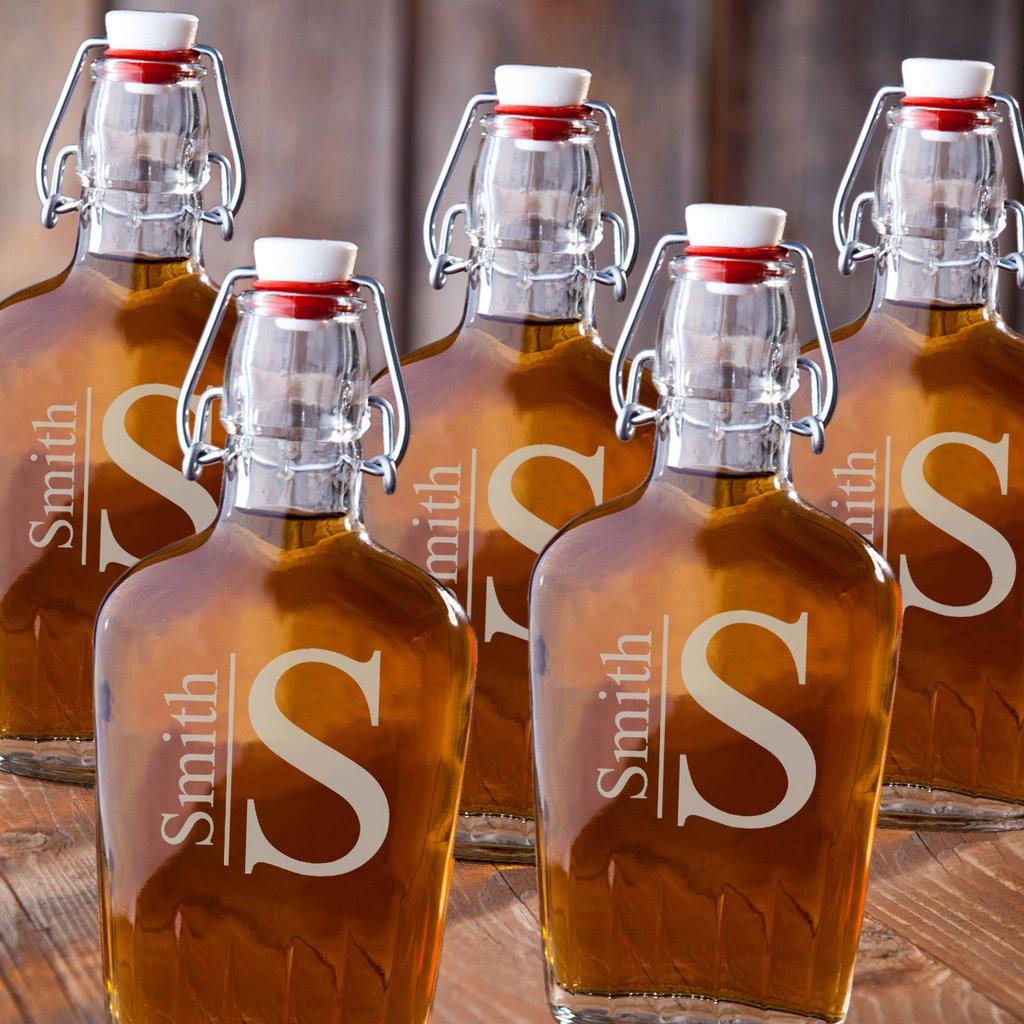 Monogrammed Set Of 5 Retro Flasks For Groomsmen GC1227-SET-OF-5